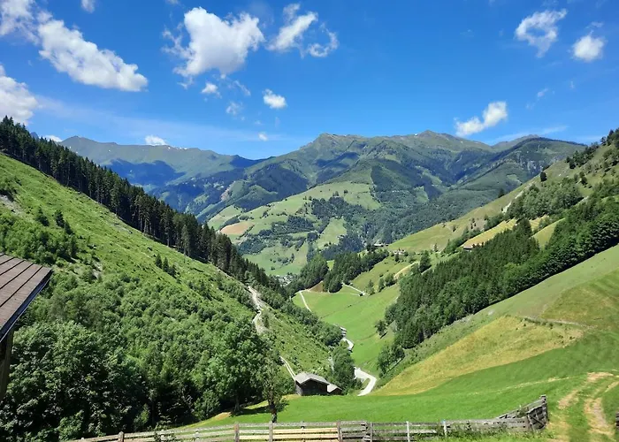 Hauserbauer - Auszeit In راوريس