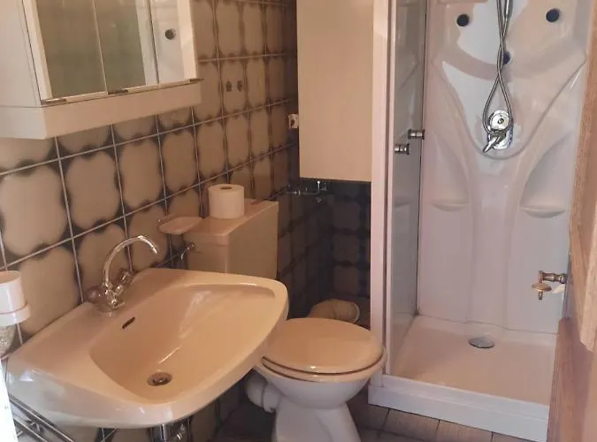 Hauserbauer - Auszeit In